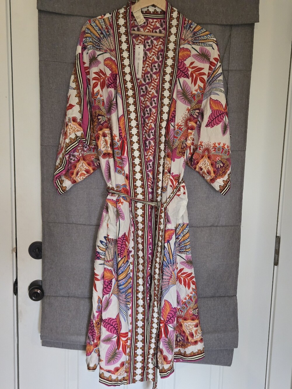 Haute Hippie STYLE Reversible Midi Belted Floral Robe Kimono Rayon 1X - Picture 1 of 9